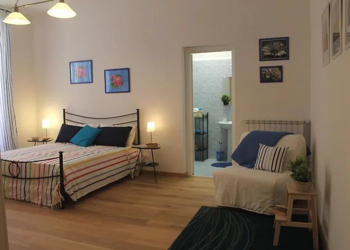 Home 103 Roma