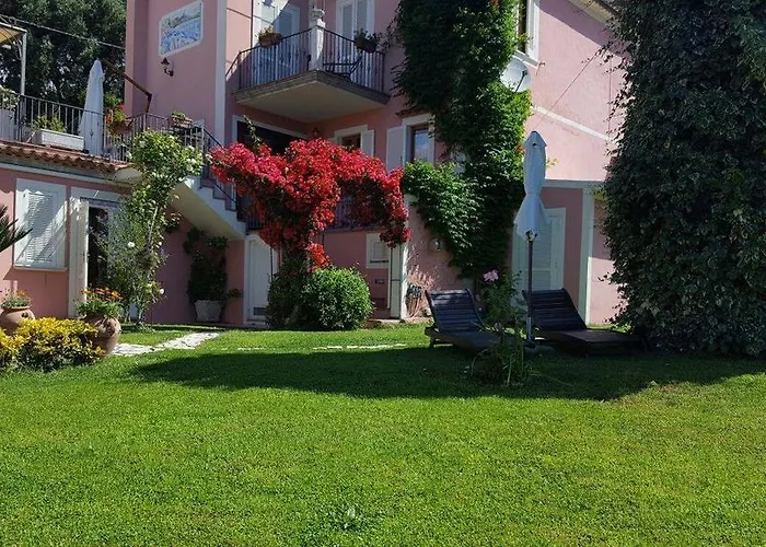 Bed And Breakfast Nefer
