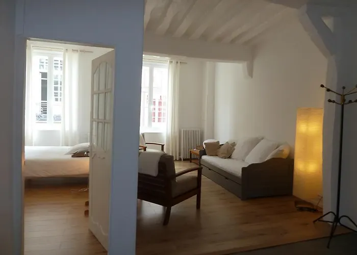 Une Chambre Dans L'atelier De R