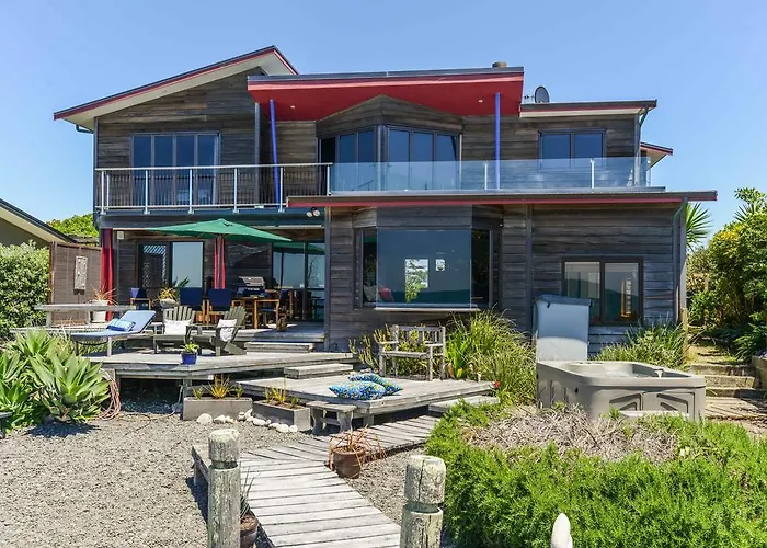 Absolute Beachfront B&B