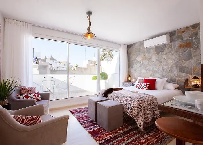 Hostly Mariana Hotel Sevilla