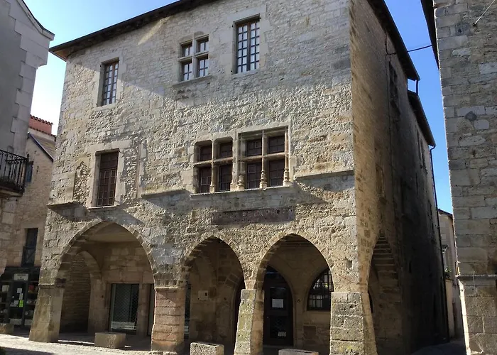 Chambre d'Hôtes Le Tilleul de Canac PARKING privé GRATUIT Petits déjeuners COMPRIS