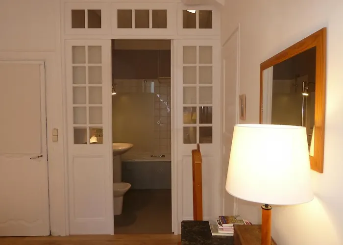 Une Chambre Dans L'atelier De R
