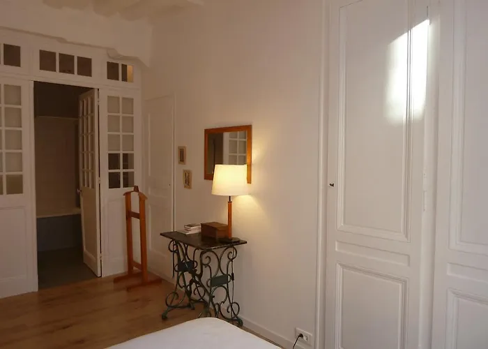 Une Chambre Dans L'atelier De R