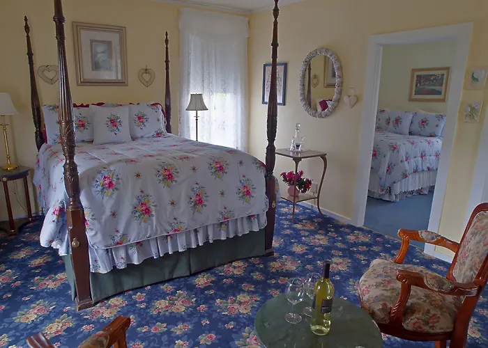 Shady Oaks Country Inn
