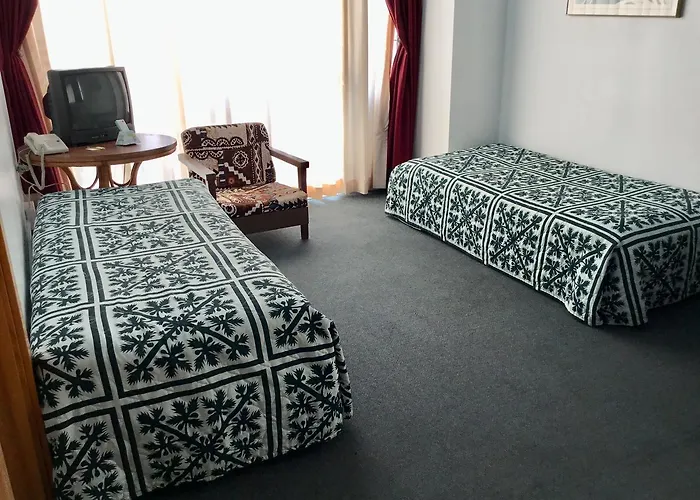 Holiday Surf Hotel