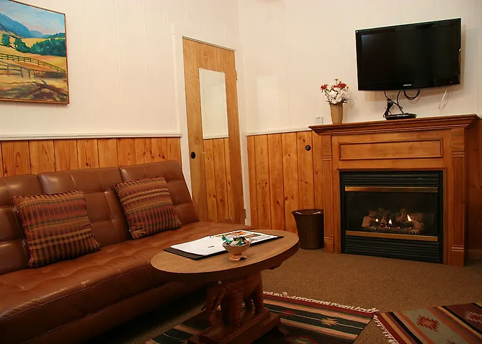 Old Crocker Inn