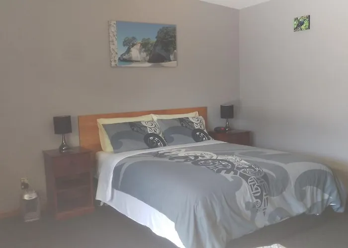 Koutu Beach Bed And Breakfast