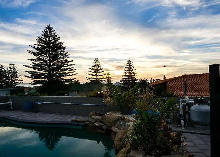 Mullaloo B & B