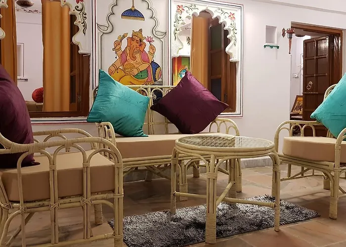 Hari Niwas Guest House