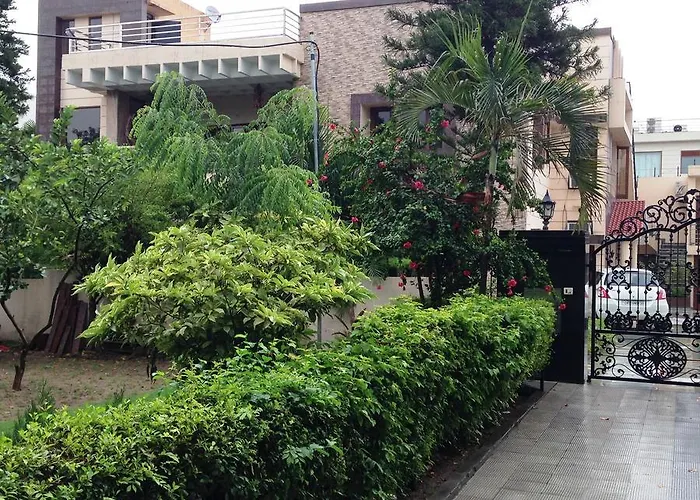 Luxurious Homestay- Chandigarh