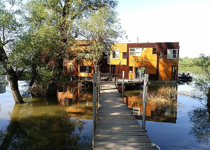 Arkabarka 2- Floating Dream Rooms And Apartments