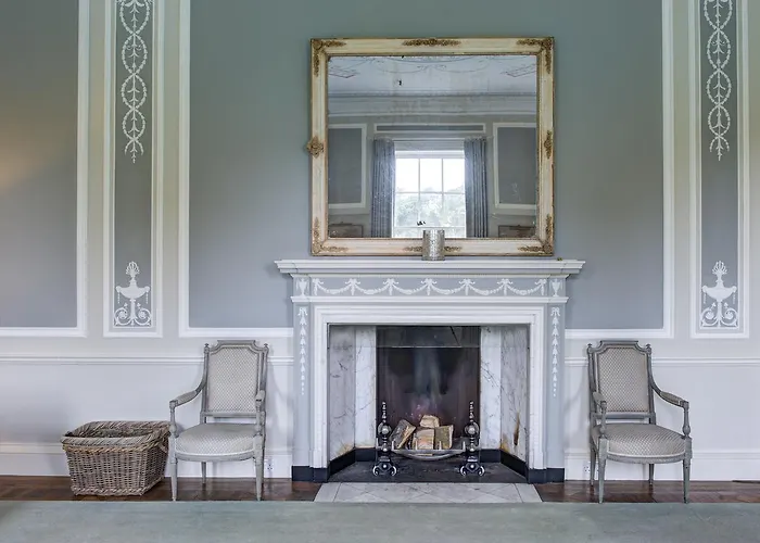 Saltmarshe Hall