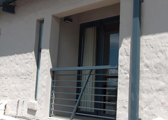 The Courtyard Guest House