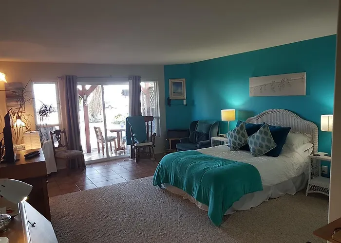 Davis Bay Bed & Breakfast