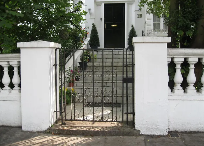 Dawson Place, Juliette'S Bed And Breakfast