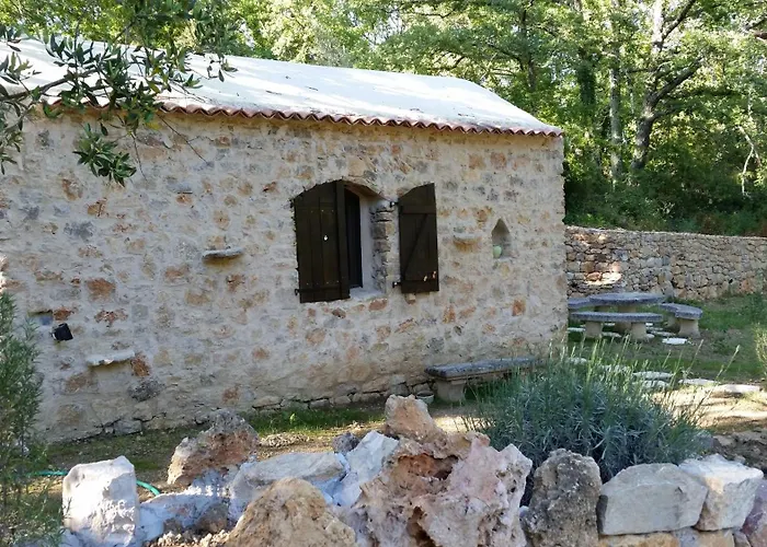 Le Donjon des Combes et son Spa