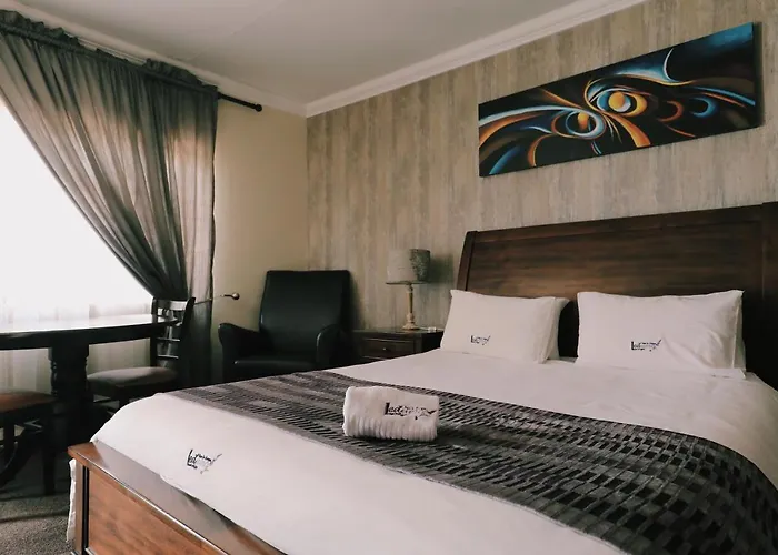 Ledumo Guest Lodge