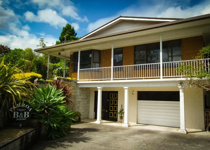 Paeroa Bed And Breakfast