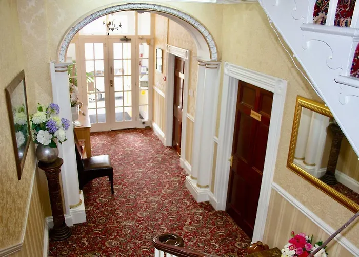 Helmsman Guesthouse
