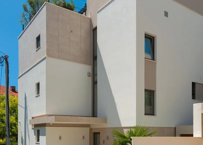 Alba Residence