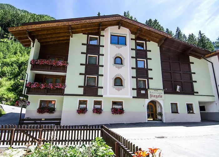 Hotel Garni Siegele - Inklusive Silvretta-Card Premium
