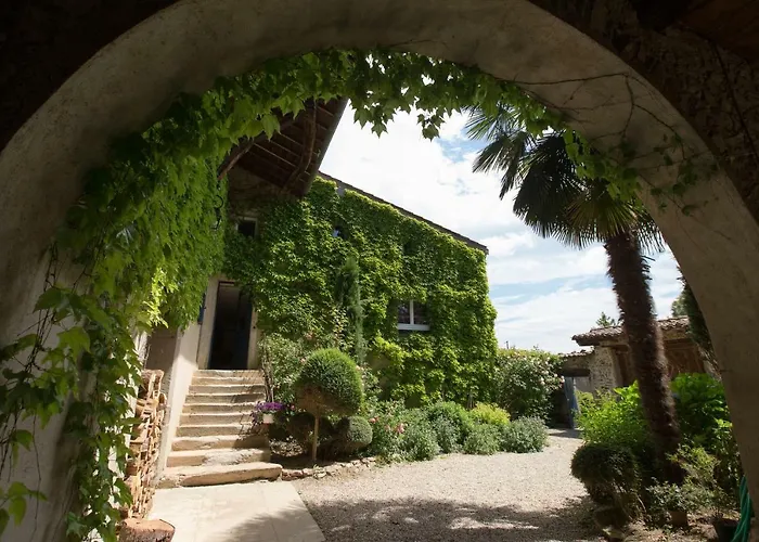Le Clos Du Perret