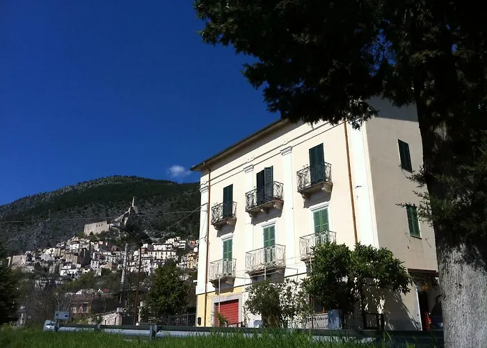 La Rocca Mia House B&B