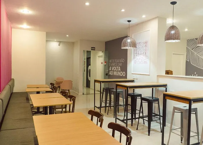Clh Suites Domingos Ferreira